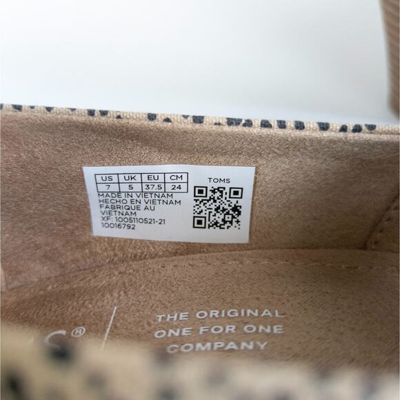 TOMS Michelle Wedge Heel Pump Sand Tiny Cheetah Peep Toe Canvas Women's 7 - Picture 8 of 8